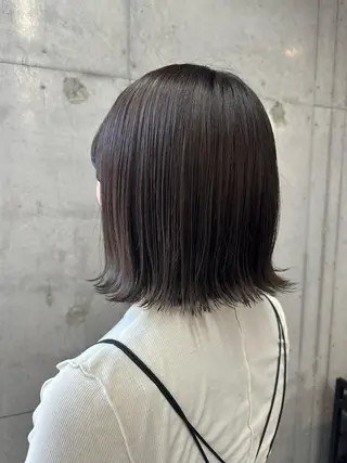 ミディアム カラー 女性に人気♪ はやしほのかのヘアスタイル