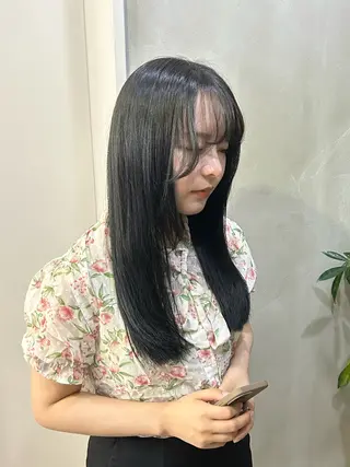 カラー siun.所属・森若 春翔/艶カラーのヘアスタイル