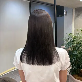 セミロング カラー 🍒サクラ🍒 /透明感カラー/艶髪のヘアスタイル