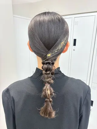 セミロング ヘアアレンジ 馴染ませNo.1🧃 エクステ・アレンジのヘアスタイル