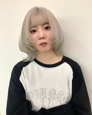ミディアム カラー YU KIのヘアスタイル