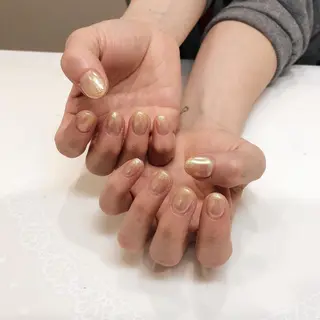 ネイル 椿森 美瑠紅の眉毛・アイブロウイメージ