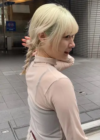 ミディアム 新井 広樹のヘアスタイル