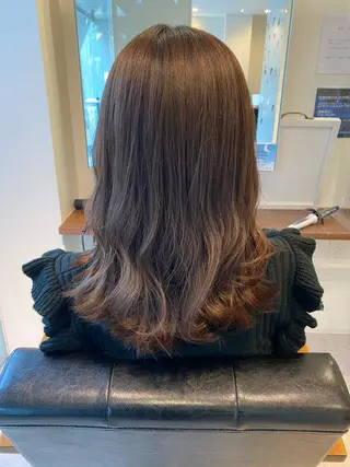 セミロング カラー Rely 美空のヘアスタイル