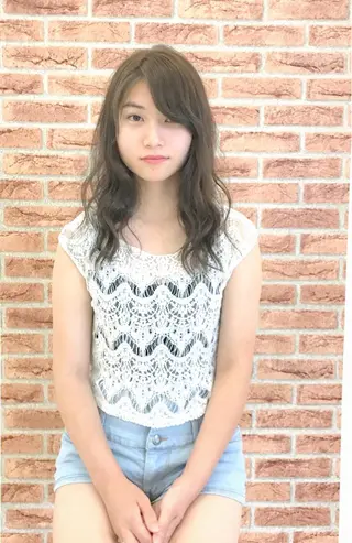 ミディアム カラー D.log 大和西大寺店所属・川崎 雅大のヘアスタイル