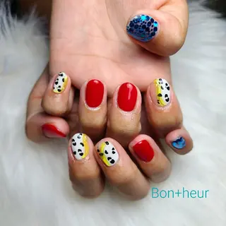 ネイル 宮口 紗子のネイルデザイン