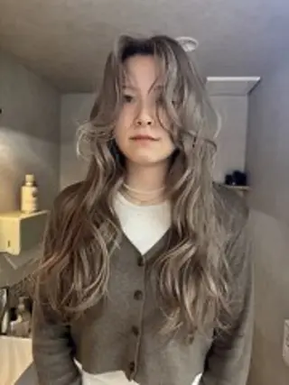 ロング カラー Rinka‪☀️ /nelkeのヘアスタイル