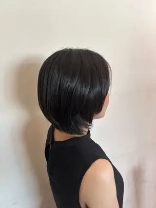 ミディアム IT by ALBUM立川のヘアスタイル