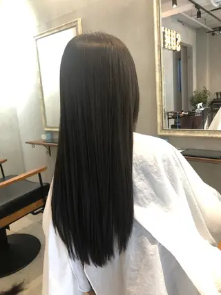 ロング 藤川 知也のヘアスタイル