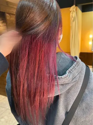 ロング カラー 中田 こころのヘアスタイル