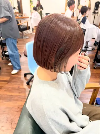 ショート カラー 江原 彩華のヘアスタイル