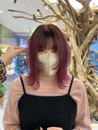 カラー Shiori・:* 💫のネイルデザイン