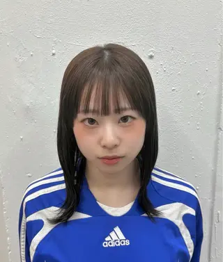 ミディアム カラー 【sica】 チナのヘアスタイル