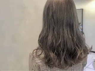 セミロング カラー パーマ ヘアアレンジ 渡邊 桃香のヘアスタイル