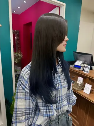 ロング ウルフ/レイヤー /パーマ ナユタのヘアスタイル