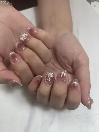 ネイル Yuli ネイルのネイルデザイン