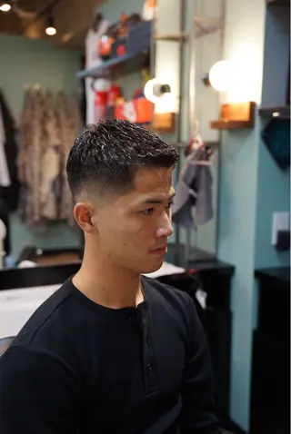 ショート TIGHT SWAG BARBERWORKS三軒茶屋所属・TIGHTSWAG ジュネのヘアスタイル