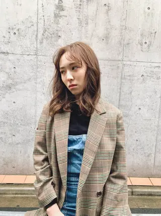 ミディアム Viot 銀座 樋口 桃佳のヘアスタイル