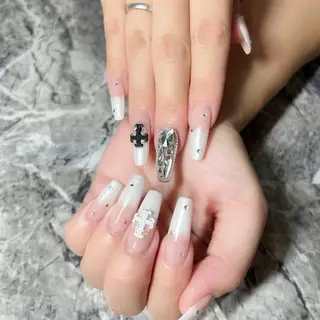 ネイル 【Laule‘a 】のネイルデザイン