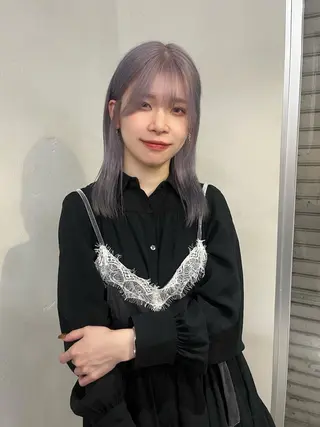 ミディアム 🩷Yui🩷 大人可愛い艶カラーのヘアスタイル