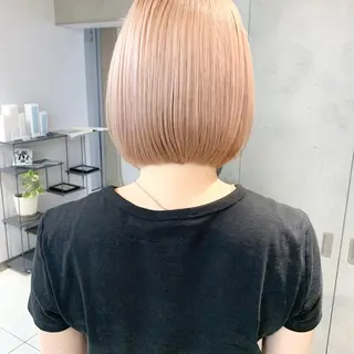 ショート カラー raika .のヘアスタイル