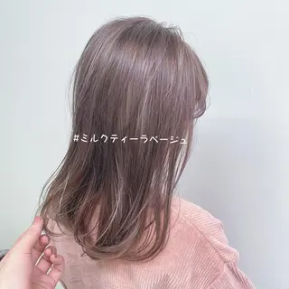 セミロング カラー 🩵ハイトーン 美咲🩵のヘアスタイル