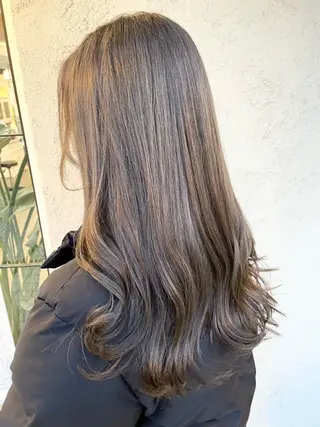 ロング しもかわ かほのヘアスタイル