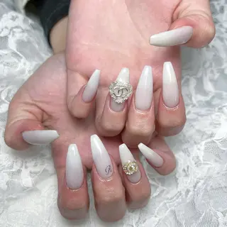 ネイル miku 🦋nailのネイルデザイン