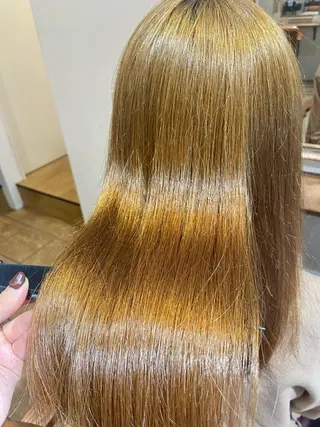 ミディアム ayumi🦖/ ブリーチカラーのヘアスタイル