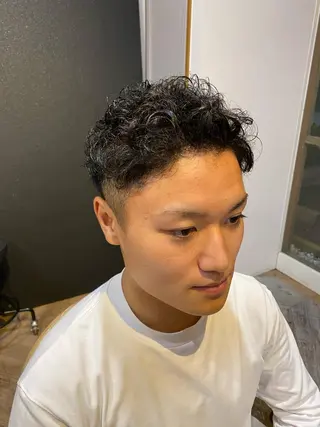 ショート メンズ 小島 健太郎のヘアスタイル