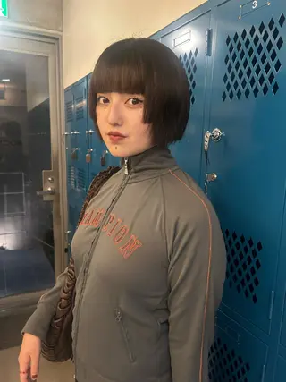 ショート レイヤーカット/ルー ツカラー/EMIRIのヘアスタイル