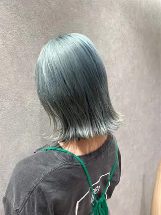 ミディアム カラー 【🎀推し デザイン カラー】小池 雪奈のヘアスタイル