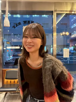 カラー SASAnagano 堀内未梨のヘアスタイル