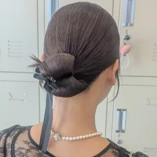 セミロング ヘアアレンジ 彩桜/艶カラー/小顔 に見せるカット✂のヘアスタイル