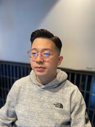 ショート 新宿スキンフェード 佐藤京介のヘアスタイル