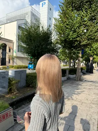 セミロング カラー 🔥モデル募集中🔥 角快利のヘアスタイル