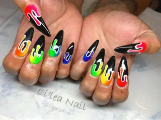 ネイル Li'leaNail AINAのネイルデザイン