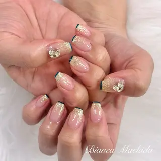 ネイル Bianca👼🏻 OIKAWAのネイルデザイン