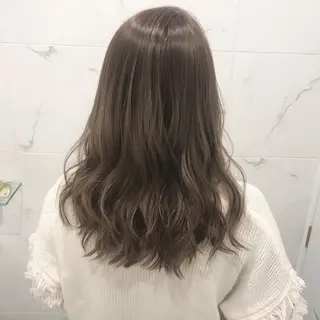 セミロング ハリウッドブロウ LAID BACKの眉毛・アイブロウイメージ