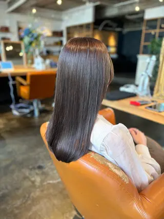 ロング カラー 髪質改善カラー ベージュ🤎YUMEのヘアスタイル