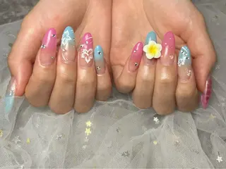 ネイル M nail salon所属・Mnailsalon フィルイン対応サロンのネイルデザイン