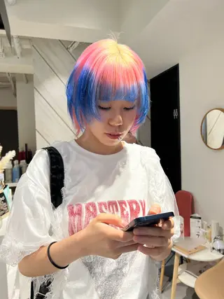 ミディアム デザイン🥇複雑履歴 ハイトーン特化のヘアスタイル