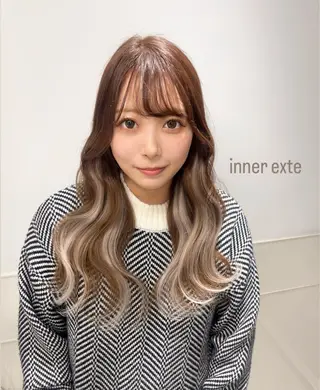 ロング りおな/エクステ /ミルクティーカラーのヘアスタイル