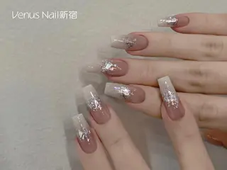 ロング Venus Nail 長さ出し専門店のネイルデザイン