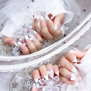 ネイル Yudia🦋 azuのネイルデザイン