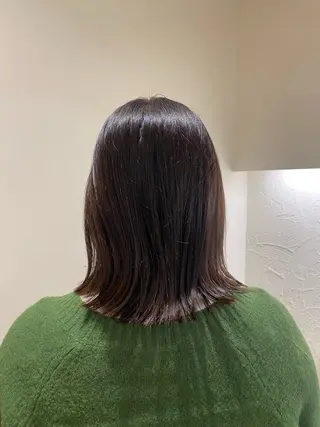 ミディアム C-LOOP UNITED ATELIER所属・阿南 結実のヘアスタイル