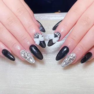 ネイル Diamond ✨のネイルデザイン