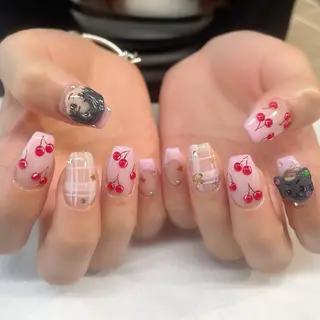 ネイル 🌈🐰 saki. m 🐰🌈のネイルデザイン