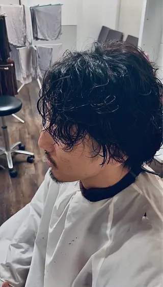 メンズ Q.HairLab所属・メンズパーマ&透明感 カラー特化谷村のヘアスタイル