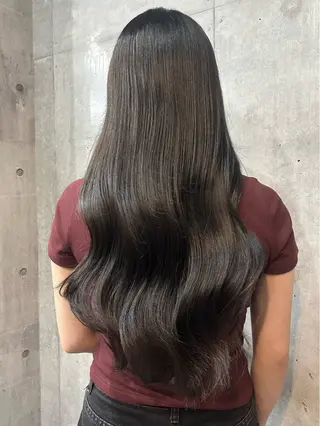 カラー Sog所属・manami/艶髪 /くすみカラーのヘアスタイル